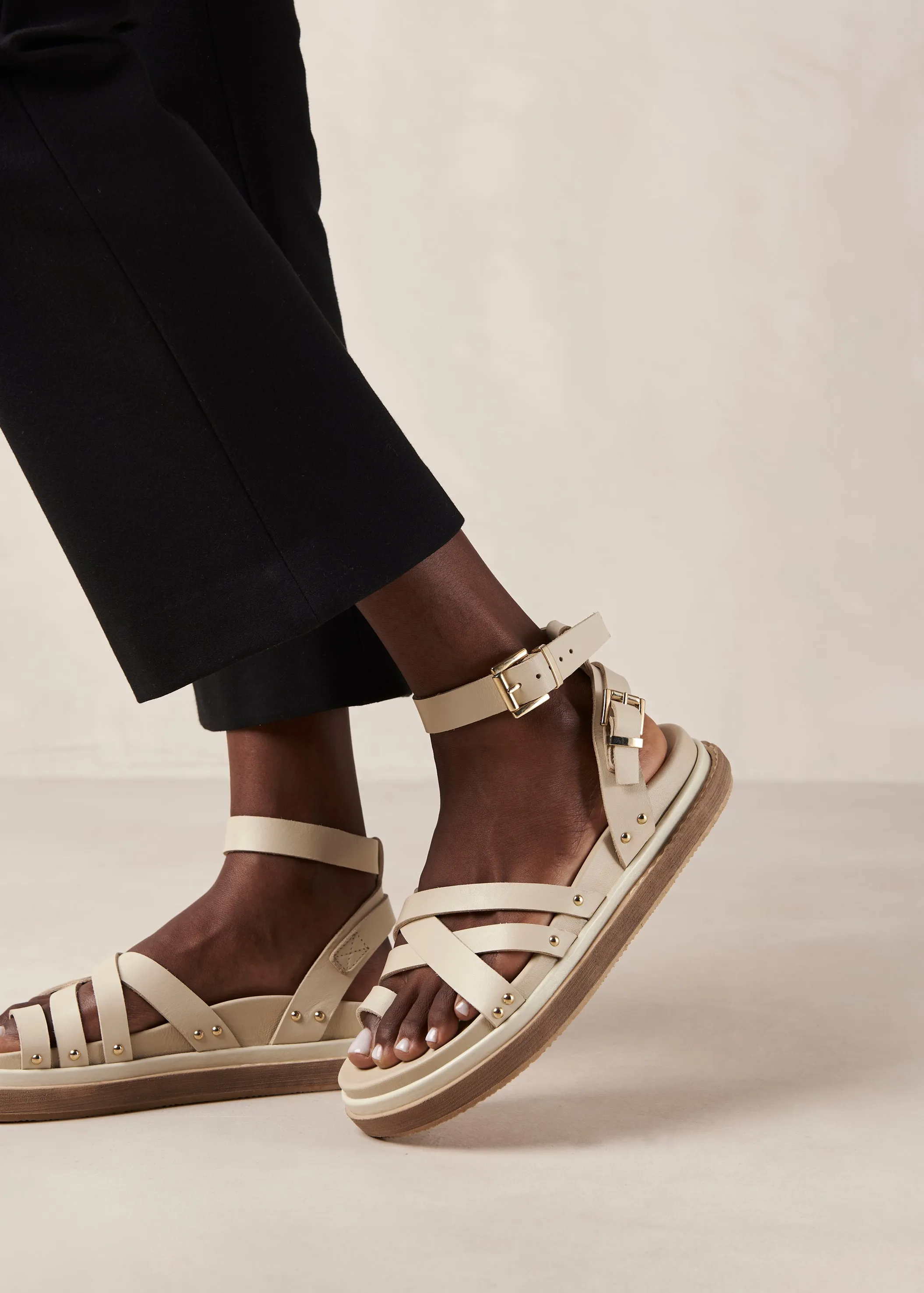 Buckle Up Cream Leather Sandals