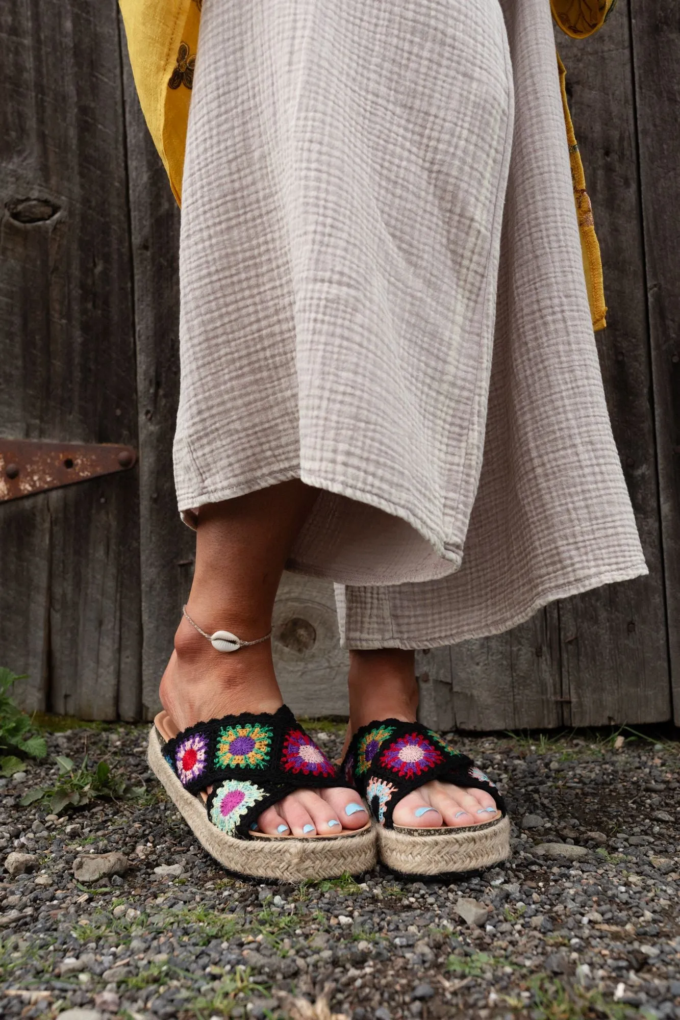 Elevate In Crochet Platform Sandal - Black