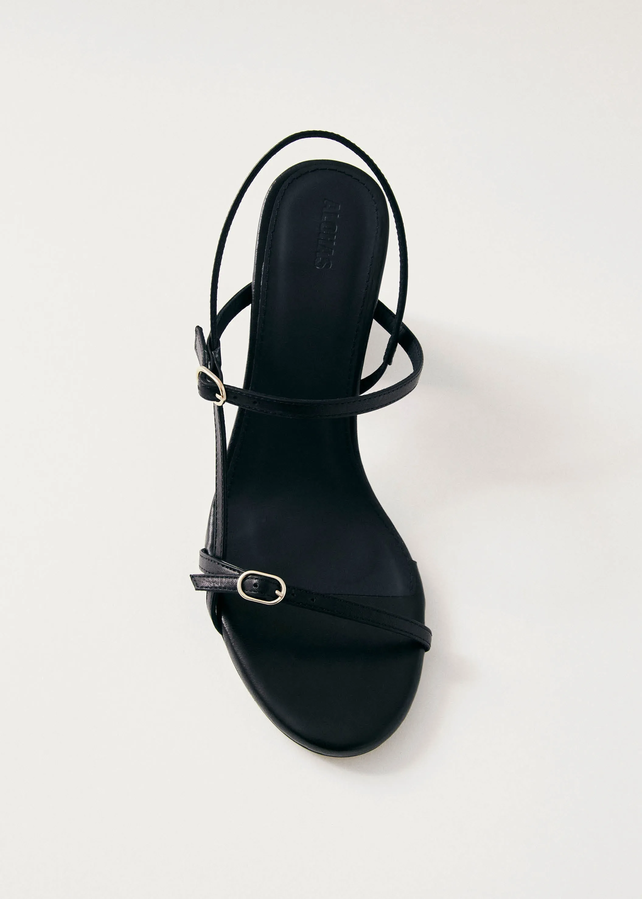 Elyn Black Leather Sandals