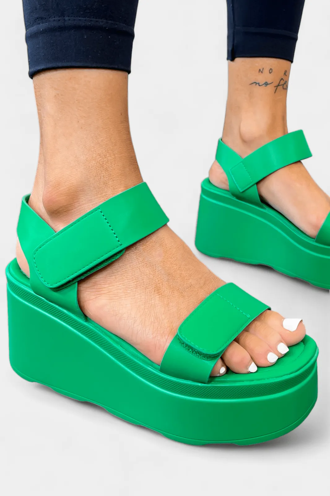 Green Adjustable Straps Platform Sandals