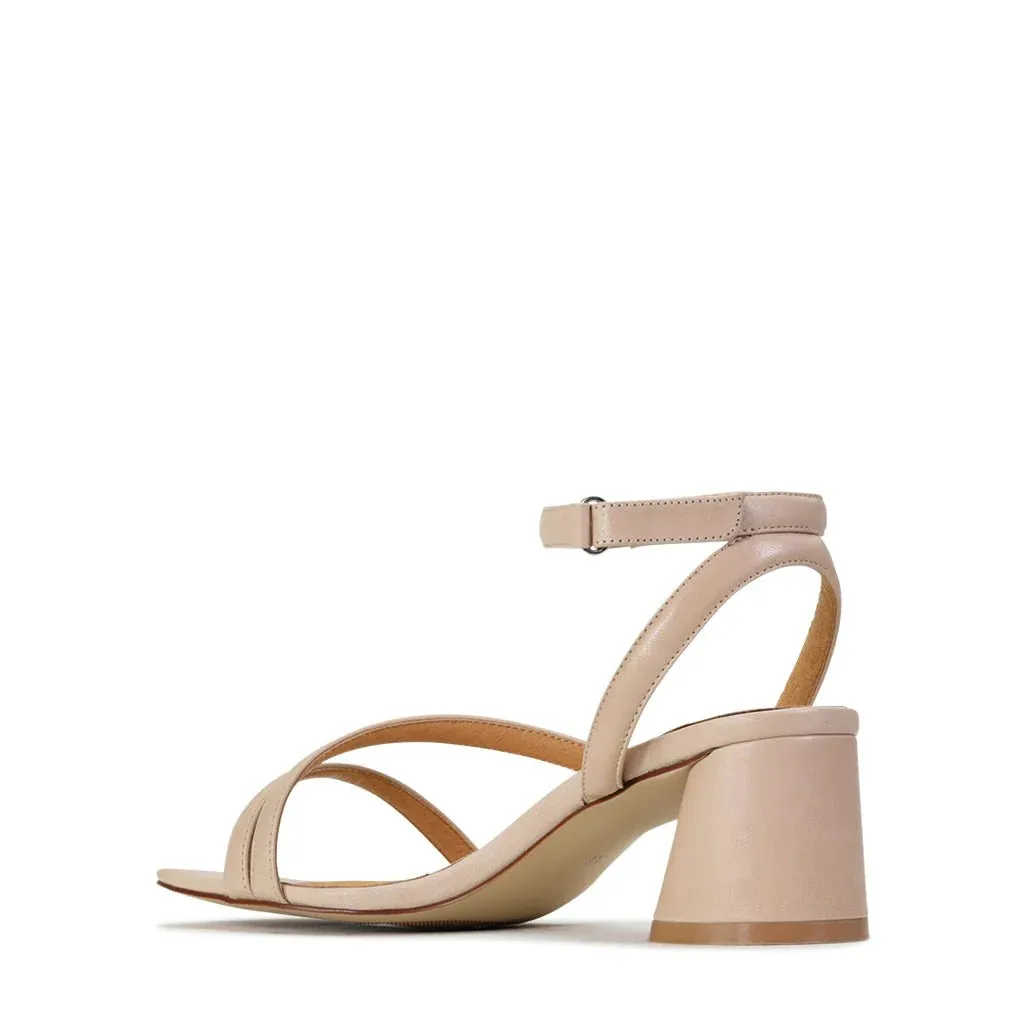 Petricia (Nude Leather)