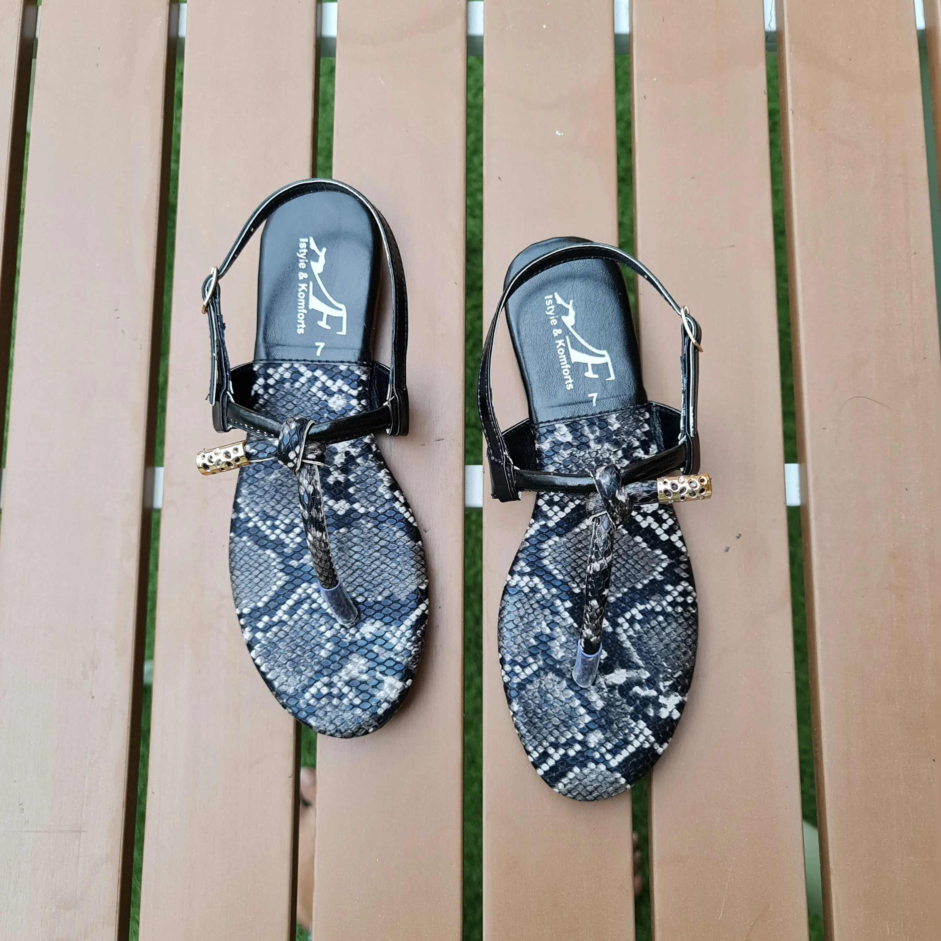 Printed Buckle Sandals