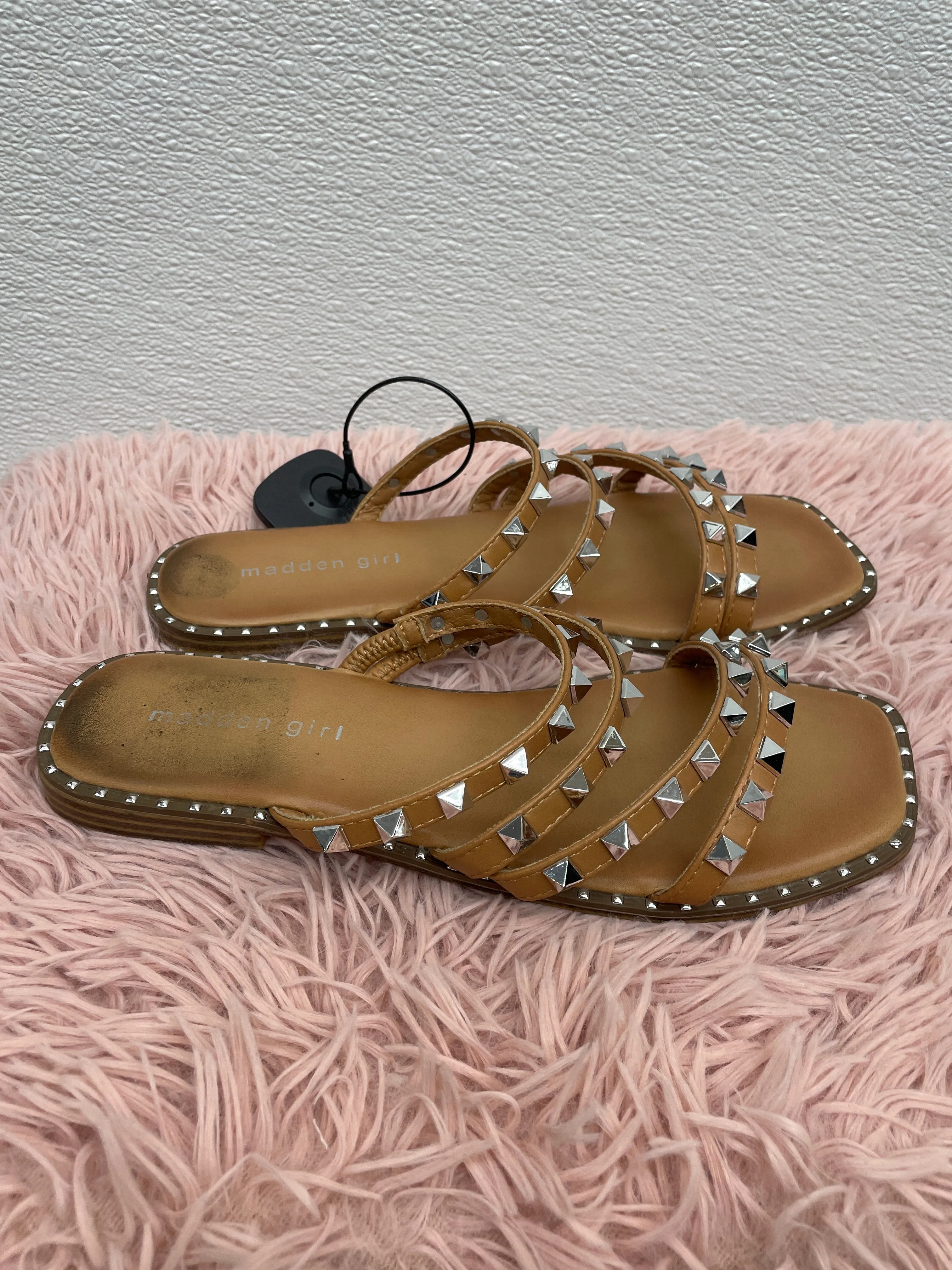 Sandals Flats By Madden Girl  Size: 7.5