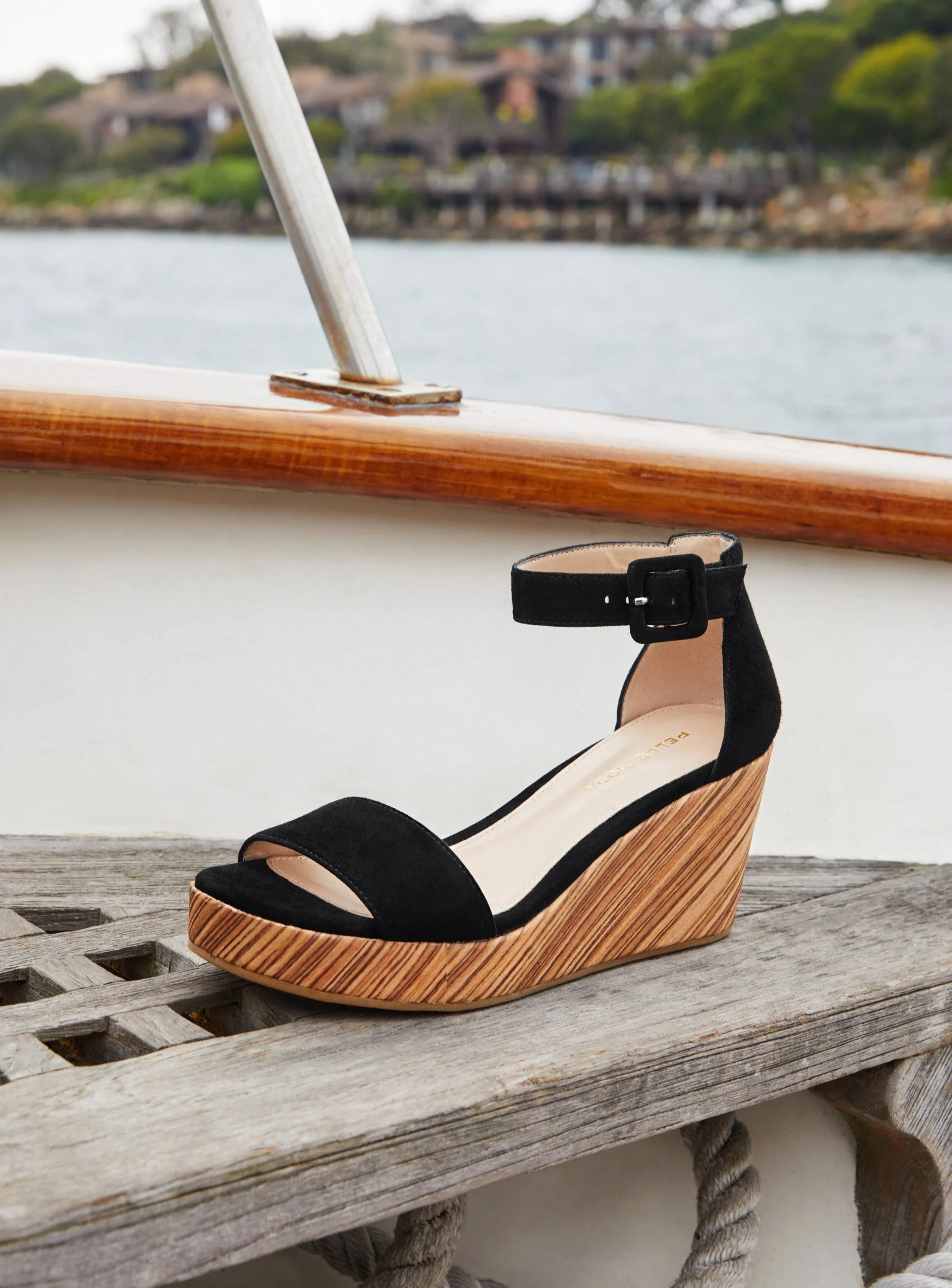 Witten Wedge - Black